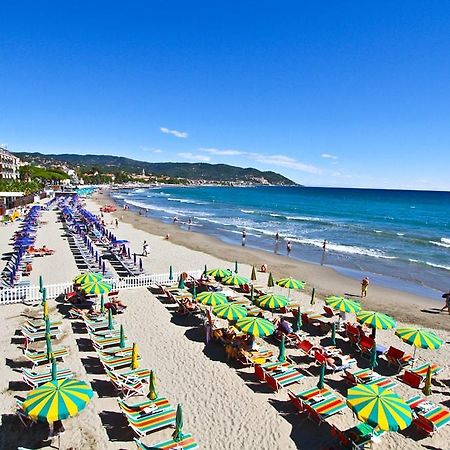 디아노마리나 Casa Vacanze Orchidea 아파트 외부 사진